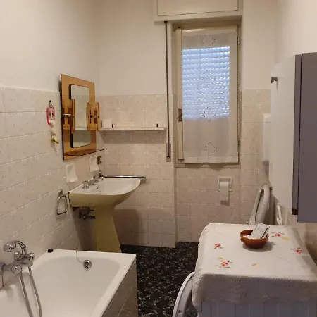 Dicinisio Holiday home Sormano